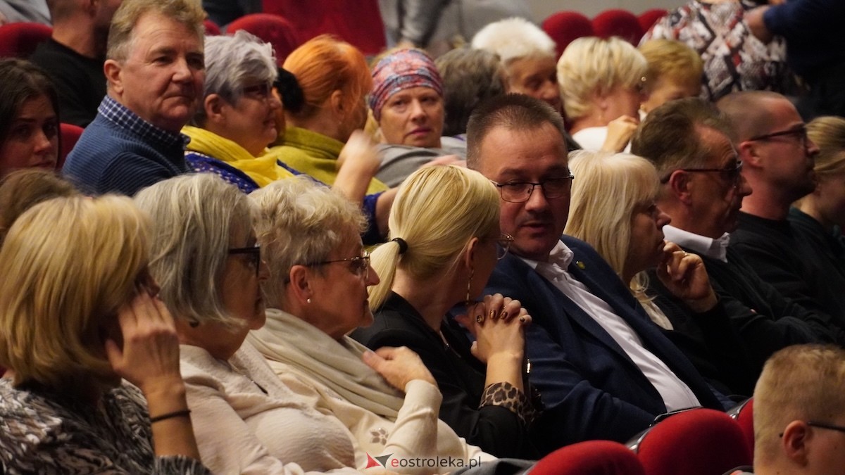 Niezwykłe spotkanie kultur w rytmie przyjaźni: Ostrołęka i Hiszpania w OCK! [10.11.2025] - zdjęcie #128 - eOstroleka.pl