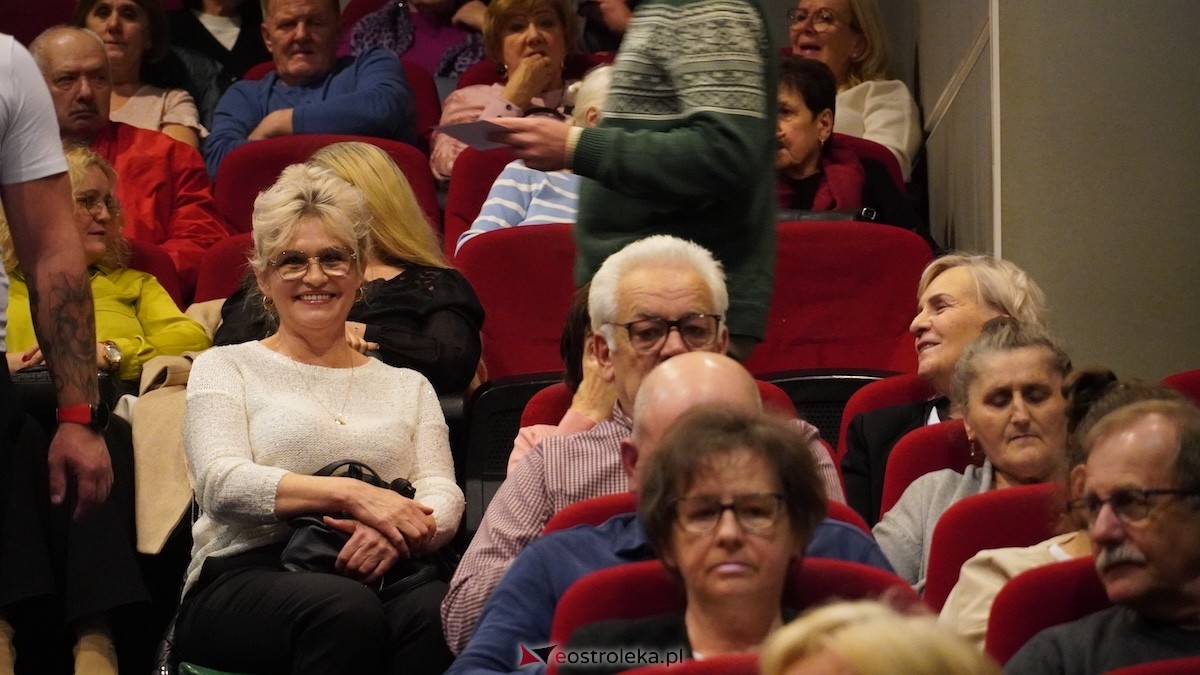 Niezwykłe spotkanie kultur w rytmie przyjaźni: Ostrołęka i Hiszpania w OCK! [10.11.2025] - zdjęcie #120 - eOstroleka.pl