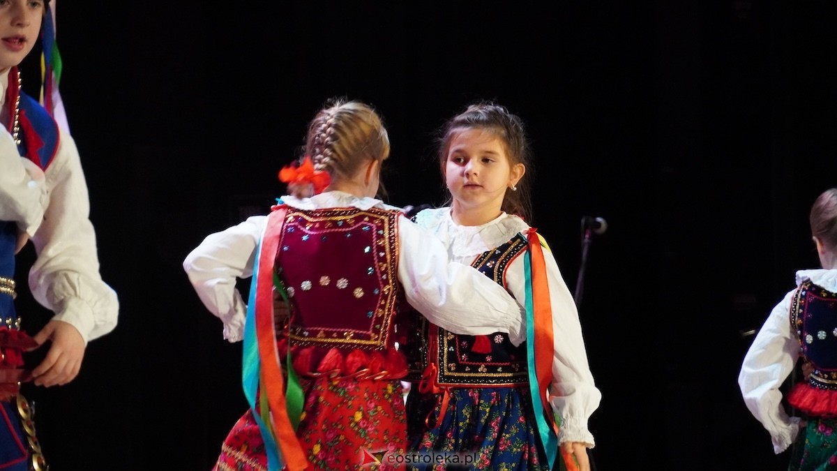 Niezwykłe spotkanie kultur w rytmie przyjaźni: Ostrołęka i Hiszpania w OCK! [10.11.2025] - zdjęcie #73 - eOstroleka.pl