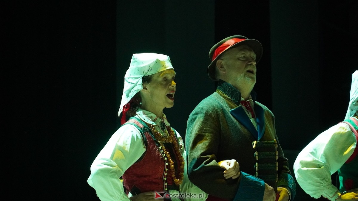 Niezwykłe spotkanie kultur w rytmie przyjaźni: Ostrołęka i Hiszpania w OCK! [10.11.2025] - zdjęcie #68 - eOstroleka.pl