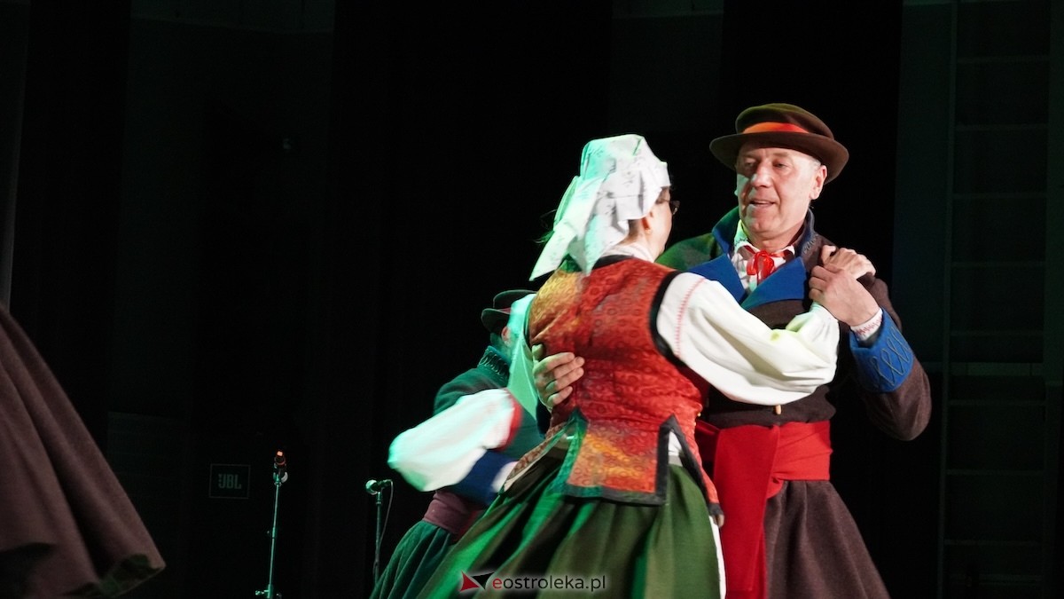 Niezwykłe spotkanie kultur w rytmie przyjaźni: Ostrołęka i Hiszpania w OCK! [10.11.2025] - zdjęcie #63 - eOstroleka.pl