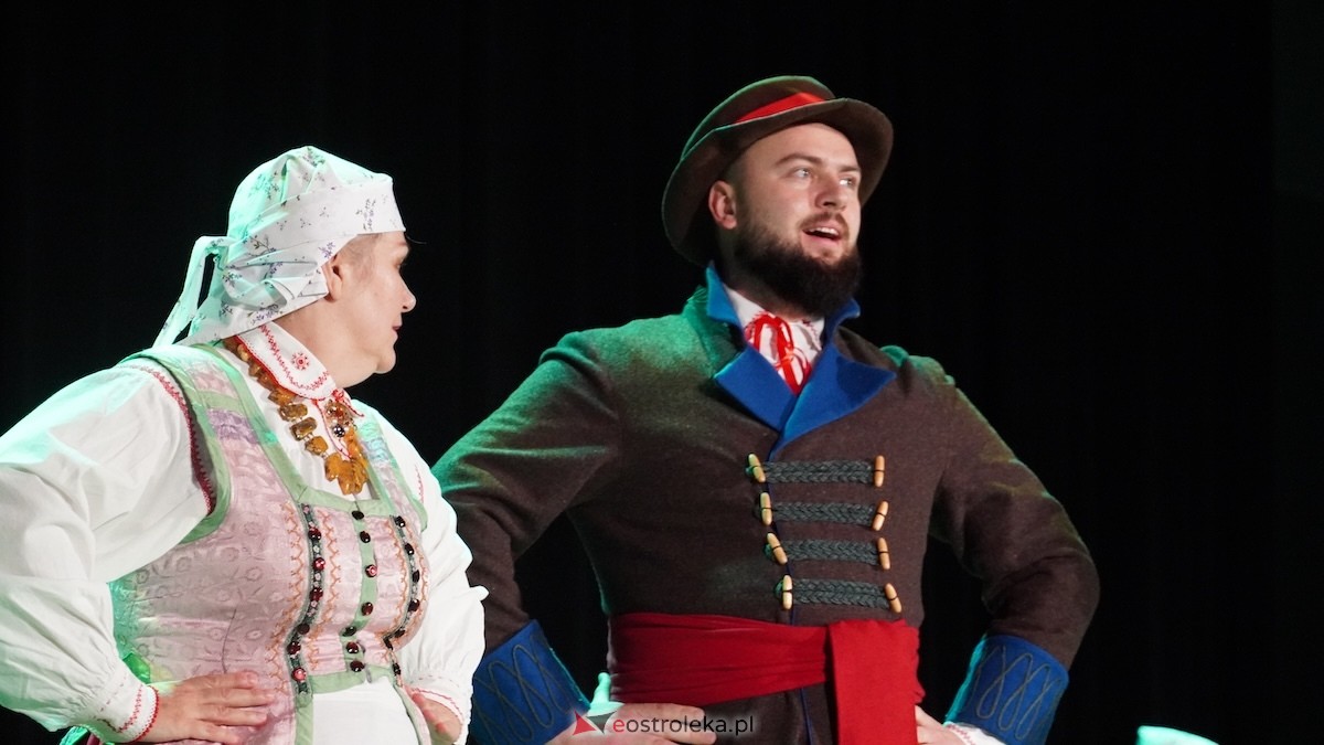 Niezwykłe spotkanie kultur w rytmie przyjaźni: Ostrołęka i Hiszpania w OCK! [10.11.2025] - zdjęcie #62 - eOstroleka.pl