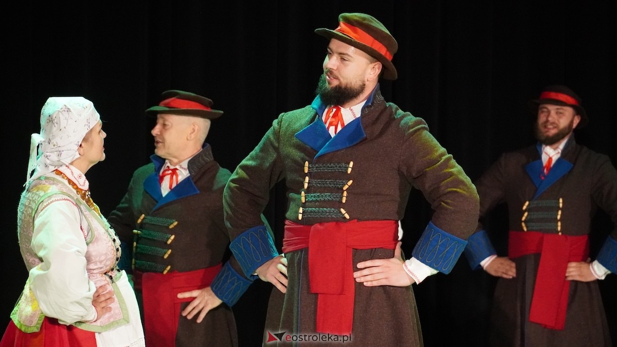 Niezwykłe spotkanie kultur w rytmie przyjaźni: Ostrołęka i Hiszpania w OCK! [10.11.2025] - zdjęcie #56 - eOstroleka.pl