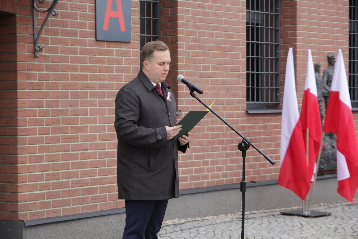 Niepodległa do Hymnu [11.11.2025] - zdjęcie #2 - eOstroleka.pl