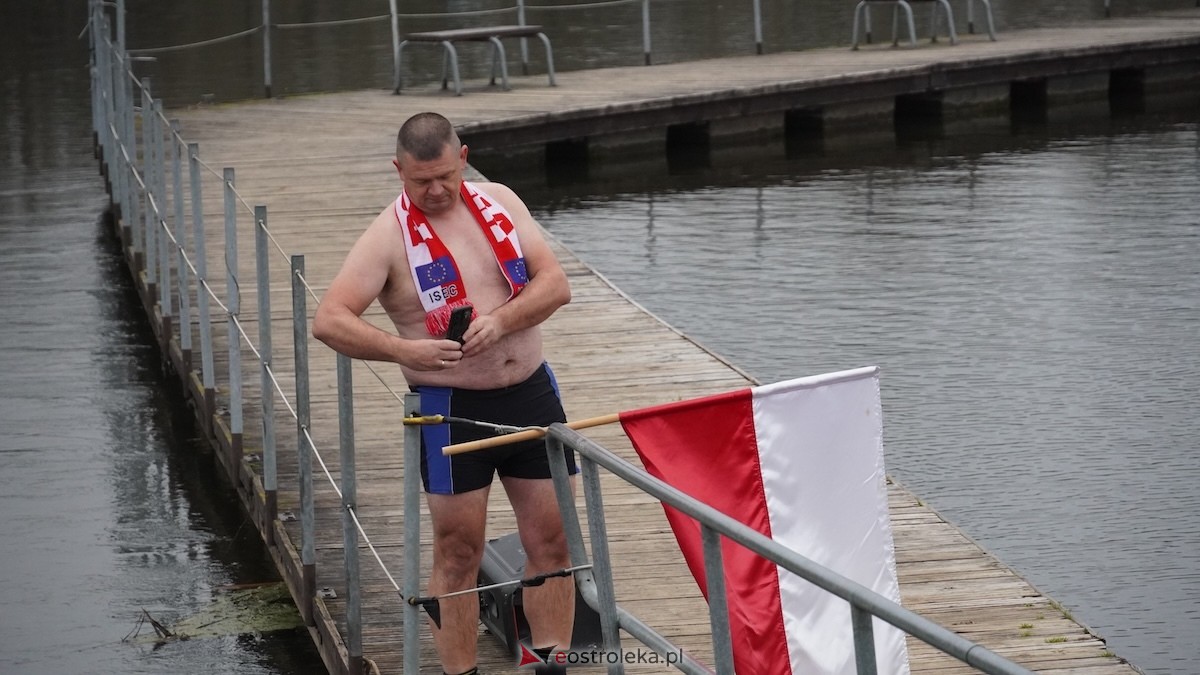 Morsowanie z flagą [11.11.2025] - zdjęcie #82 - eOstroleka.pl