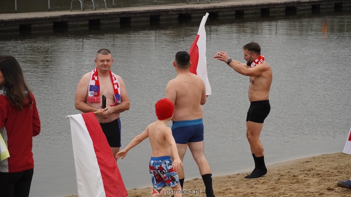 Morsowanie z flagą [11.11.2025] - zdjęcie #80 - eOstroleka.pl