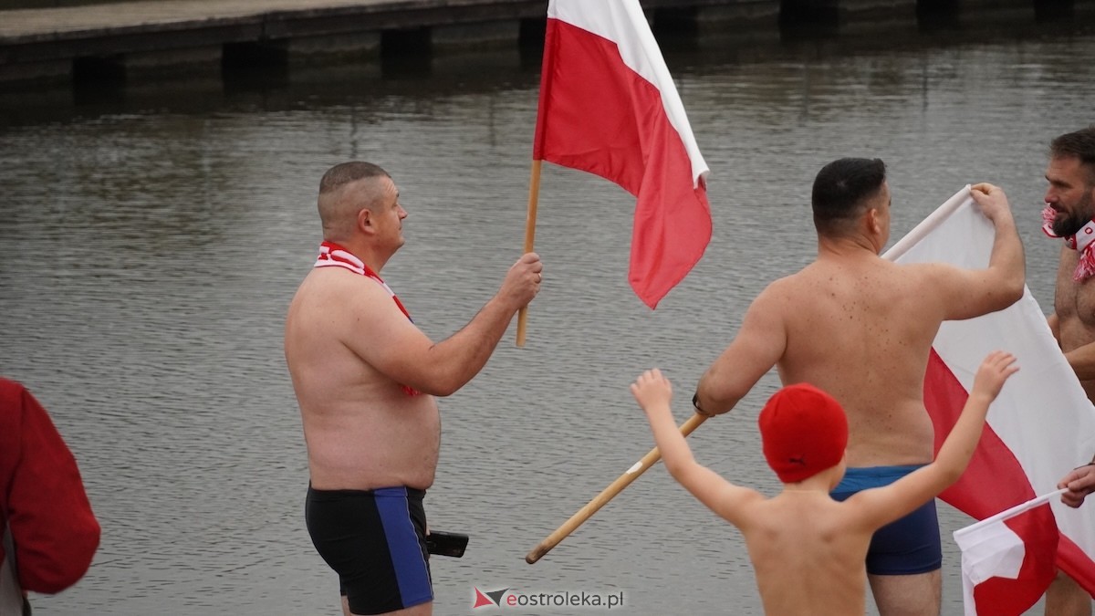 Morsowanie z flagą [11.11.2025] - zdjęcie #79 - eOstroleka.pl