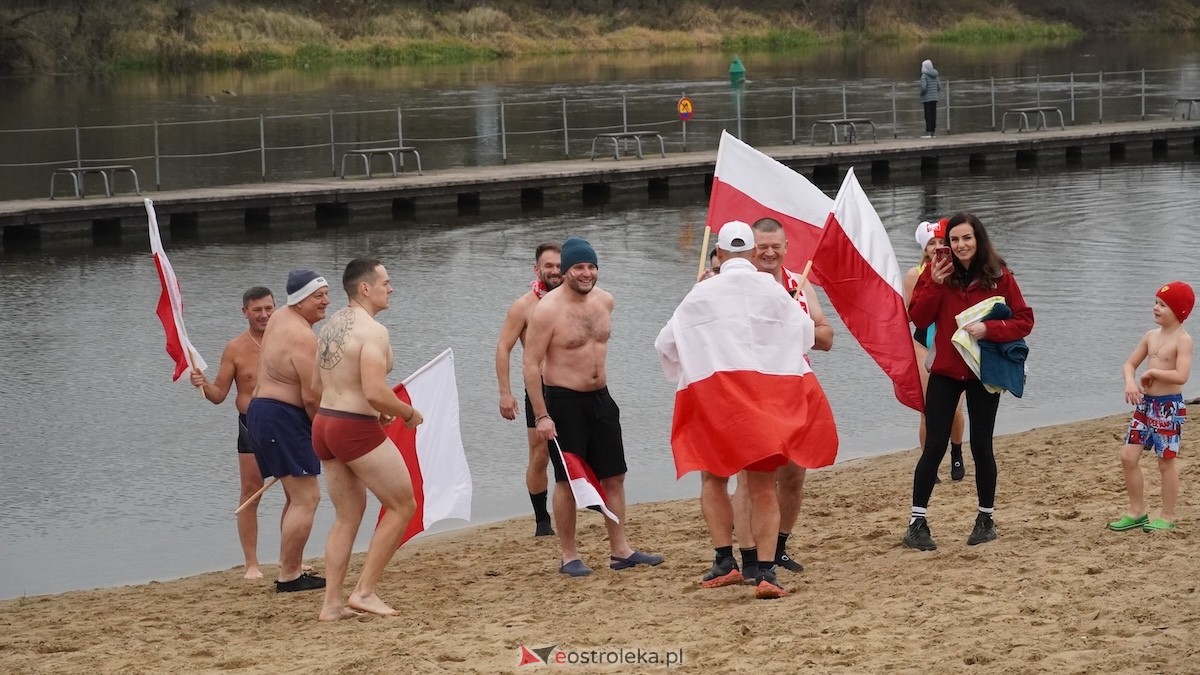 Morsowanie z flagą [11.11.2025] - zdjęcie #68 - eOstroleka.pl