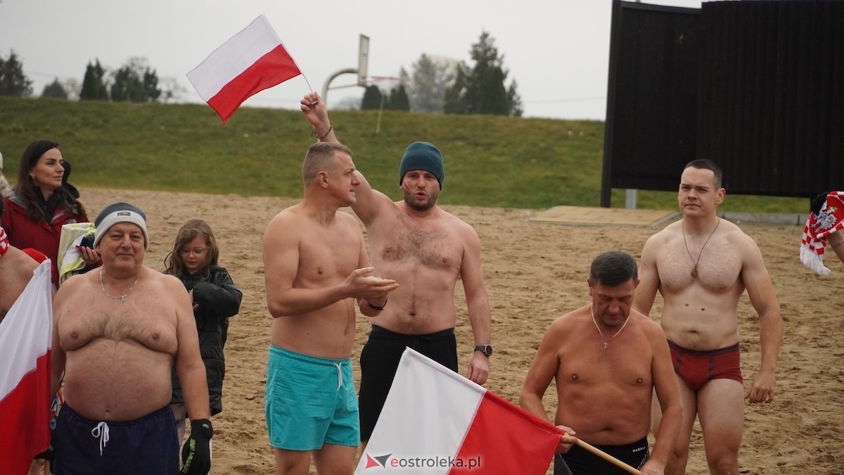 Morsowanie z flagą [11.11.2025] - zdjęcie #52 - eOstroleka.pl