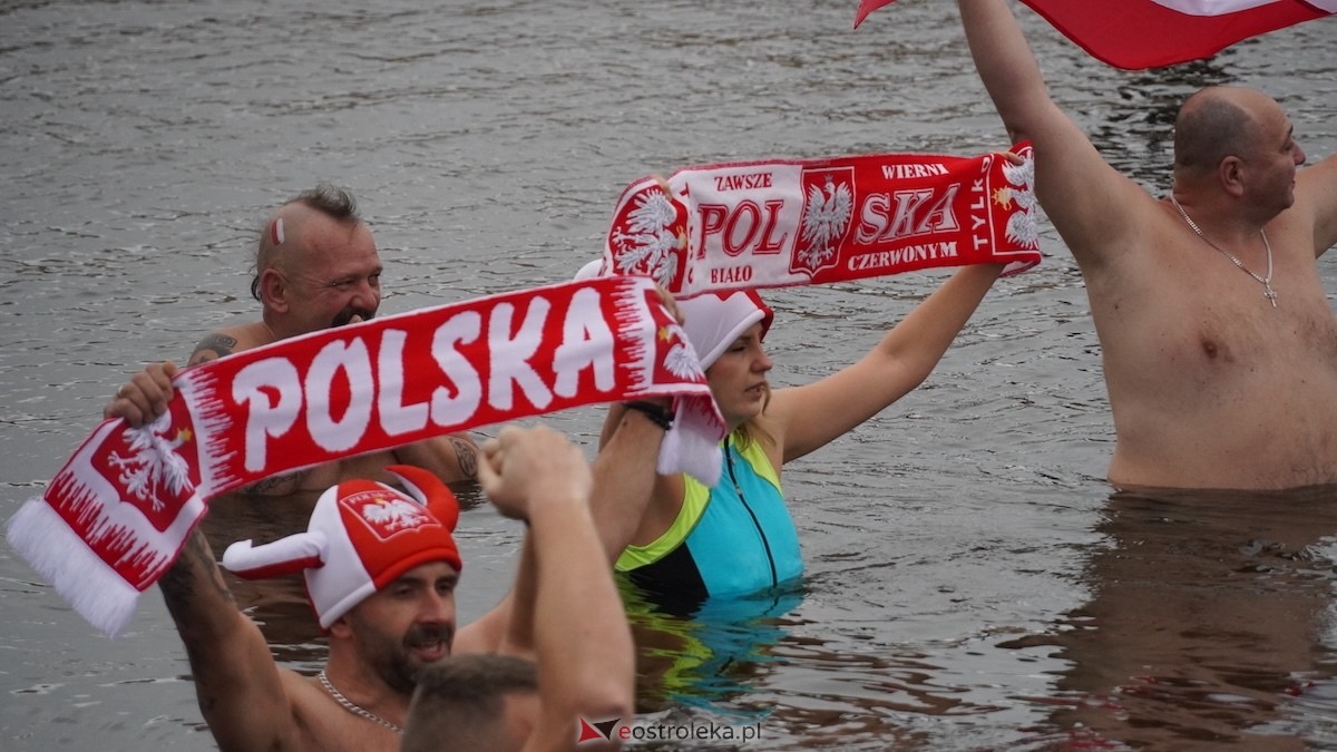 Morsowanie z flagą [11.11.2025] - zdjęcie #49 - eOstroleka.pl
