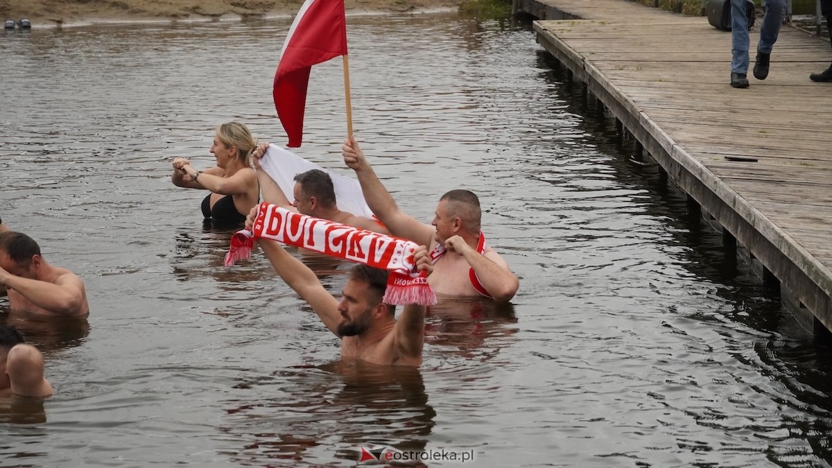 Morsowanie z flagą [11.11.2025] - zdjęcie #28 - eOstroleka.pl