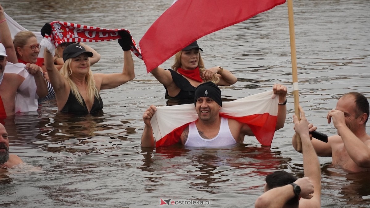 Morsowanie z flagą [11.11.2025] - zdjęcie #20 - eOstroleka.pl
