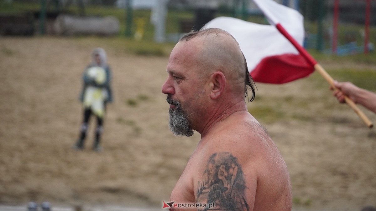 Morsowanie z flagą [11.11.2025] - zdjęcie #15 - eOstroleka.pl