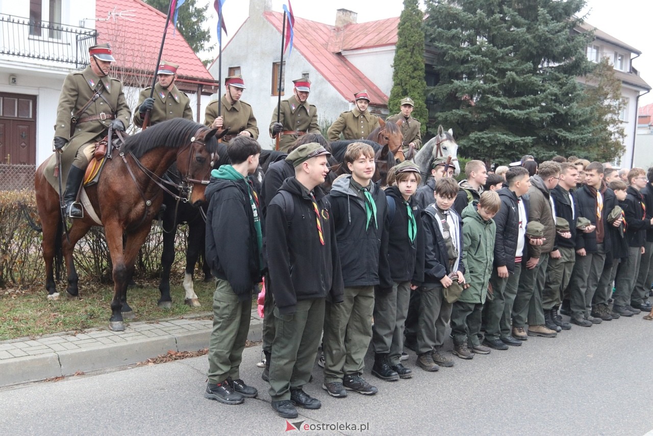 Święto Niepodległości 2025 w Ostrołęce - składanie kwiatów [11.11.2025] - zdjęcie #147 - eOstroleka.pl