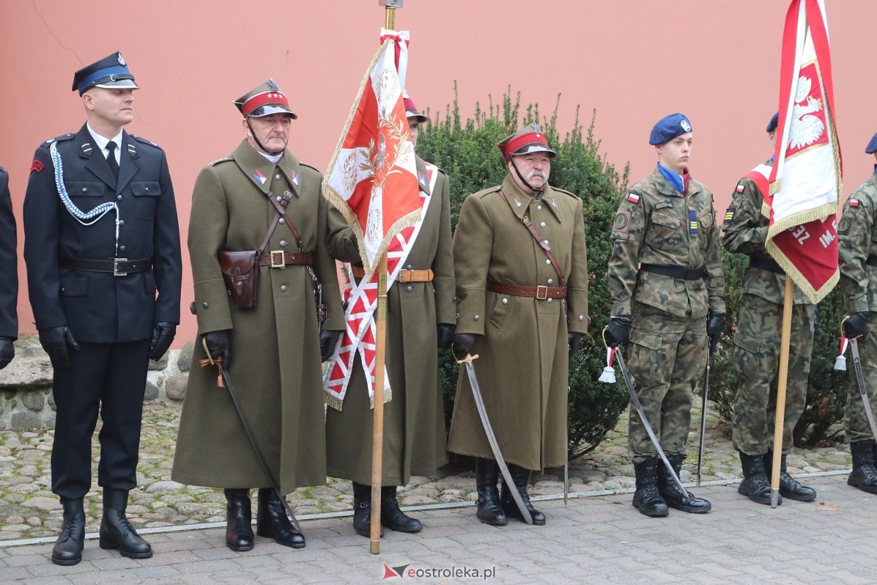 Święto Niepodległości 2025 w Ostrołęce - składanie kwiatów [11.11.2025] - zdjęcie #139 - eOstroleka.pl