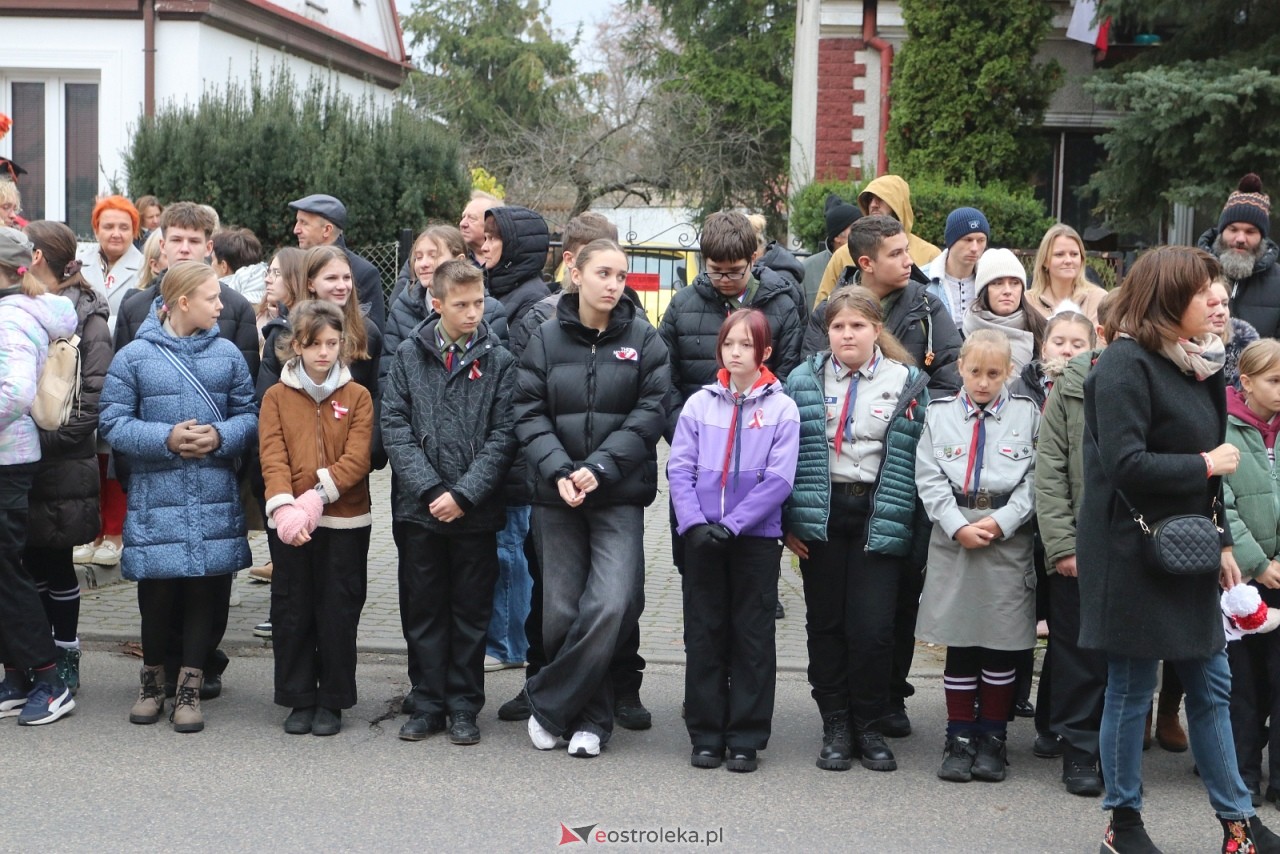 Święto Niepodległości 2025 w Ostrołęce - składanie kwiatów [11.11.2025] - zdjęcie #127 - eOstroleka.pl