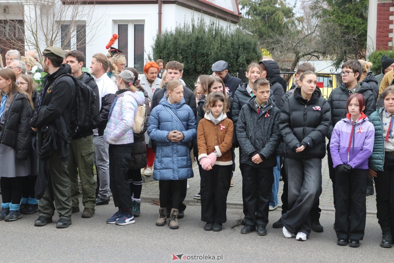 Święto Niepodległości 2025 w Ostrołęce - składanie kwiatów [11.11.2025] - zdjęcie #126 - eOstroleka.pl