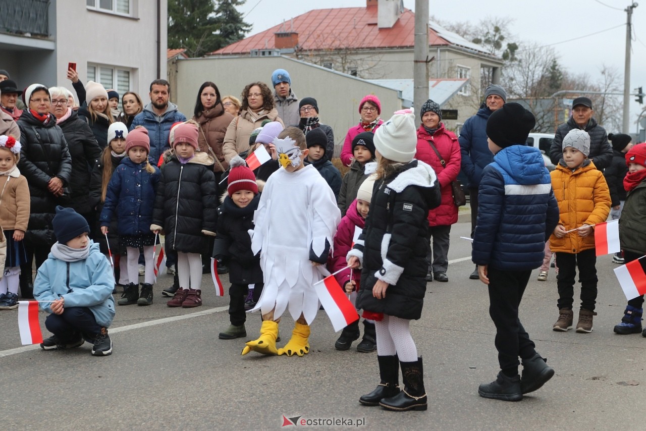 Święto Niepodległości 2025 w Ostrołęce - składanie kwiatów [11.11.2025] - zdjęcie #112 - eOstroleka.pl