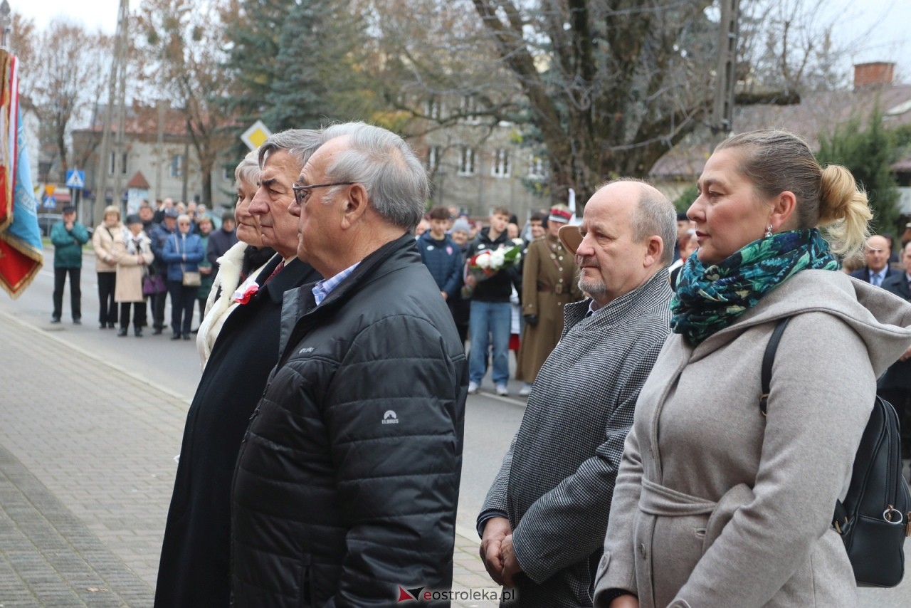 Święto Niepodległości 2025 w Ostrołęce - składanie kwiatów [11.11.2025] - zdjęcie #97 - eOstroleka.pl