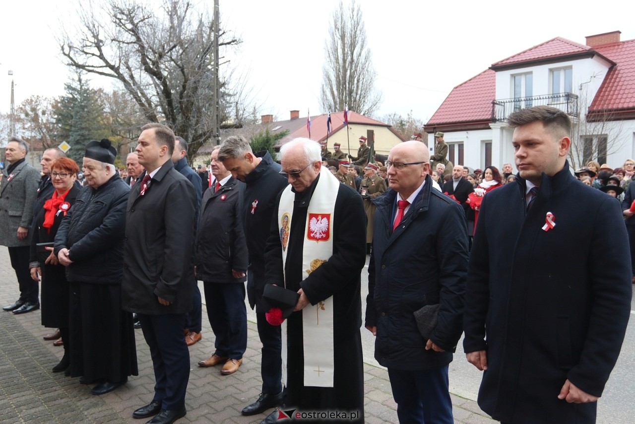 Święto Niepodległości 2025 w Ostrołęce - składanie kwiatów [11.11.2025] - zdjęcie #80 - eOstroleka.pl