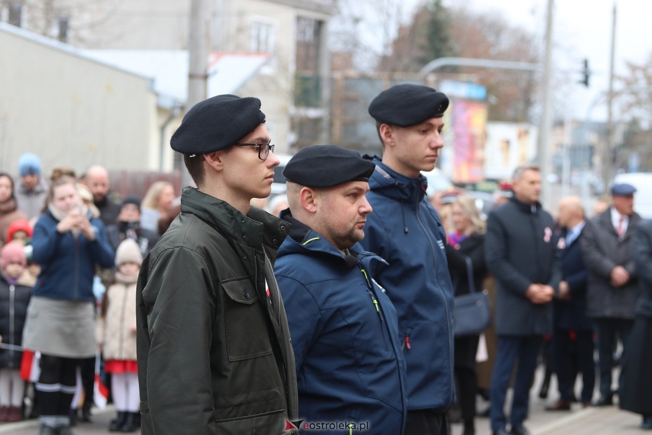 Święto Niepodległości 2025 w Ostrołęce - składanie kwiatów [11.11.2025] - zdjęcie #53 - eOstroleka.pl