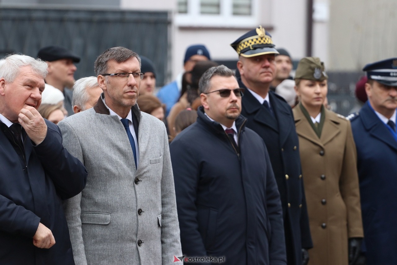 Święto Niepodległości 2025 w Ostrołęce - składanie kwiatów [11.11.2025] - zdjęcie #50 - eOstroleka.pl