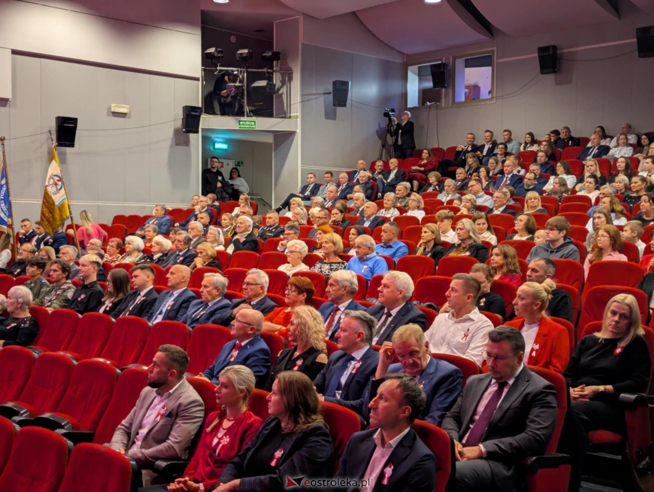 Święto Niepodległości 2025 w Ostrołęce - Sesja rady miasta [11.11.2025] - zdjęcie #79 - eOstroleka.pl