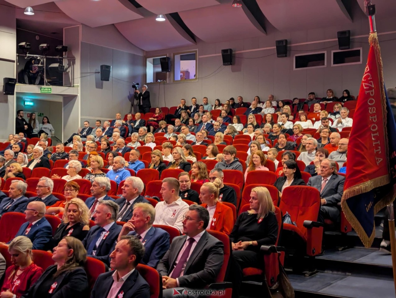 Święto Niepodległości 2025 w Ostrołęce - Sesja rady miasta [11.11.2025] - zdjęcie #78 - eOstroleka.pl