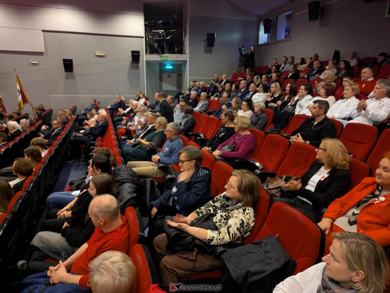 Święto Niepodległości 2025 w Ostrołęce - Sesja rady miasta [11.11.2025] - zdjęcie #75 - eOstroleka.pl