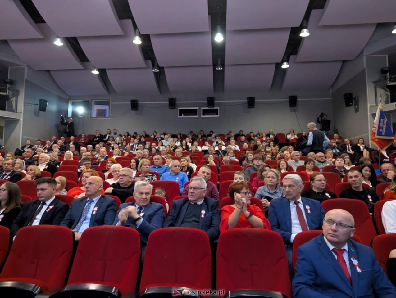 Święto Niepodległości 2025 w Ostrołęce - Sesja rady miasta [11.11.2025] - zdjęcie #63 - eOstroleka.pl