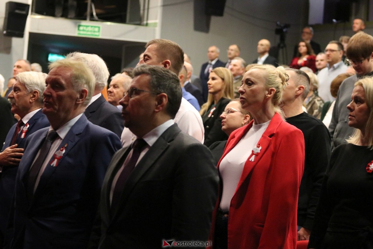 Święto Niepodległości 2025 w Ostrołęce - Sesja rady miasta [11.11.2025] - zdjęcie #54 - eOstroleka.pl