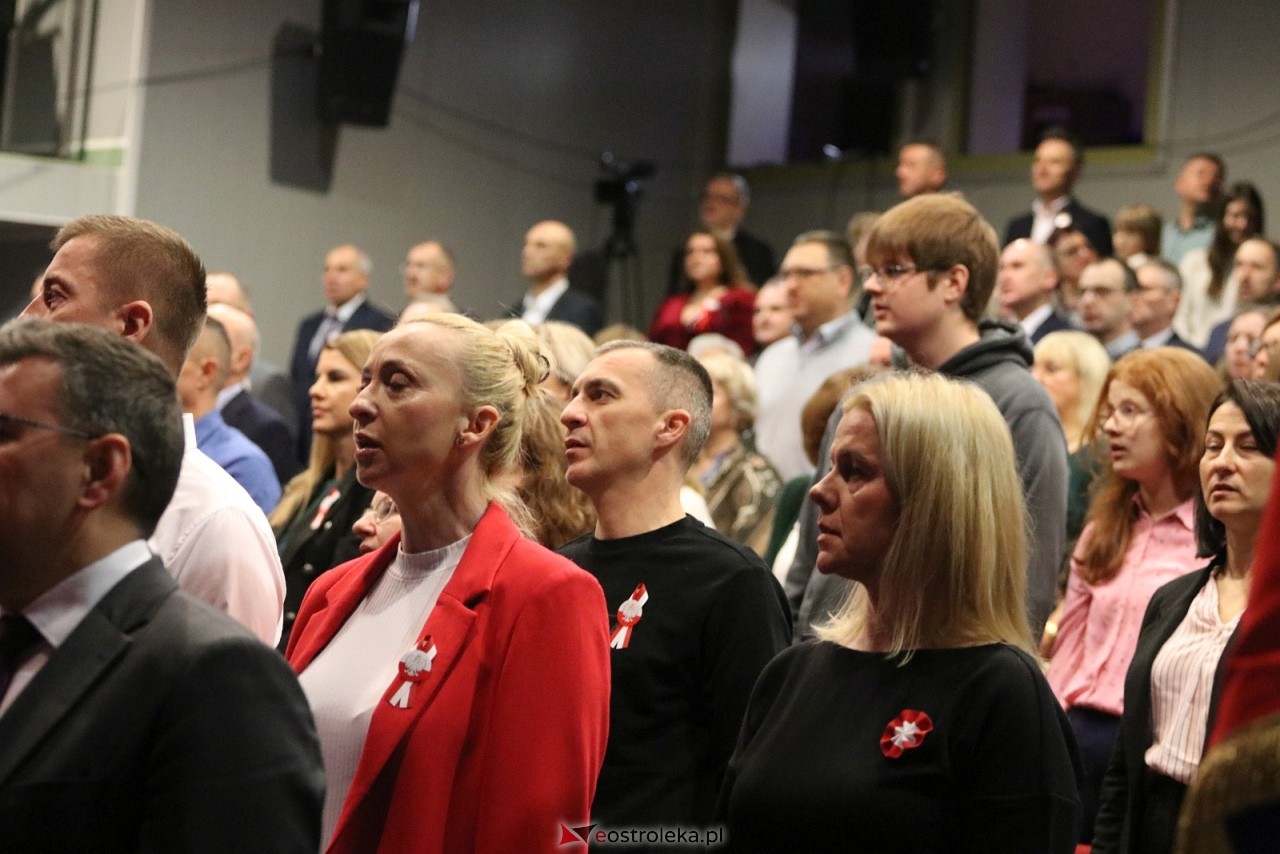 Święto Niepodległości 2025 w Ostrołęce - Sesja rady miasta [11.11.2025] - zdjęcie #53 - eOstroleka.pl