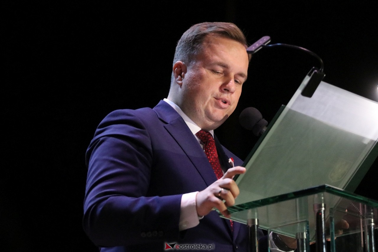Święto Niepodległości 2025 w Ostrołęce - Sesja rady miasta [11.11.2025] - zdjęcie #28 - eOstroleka.pl