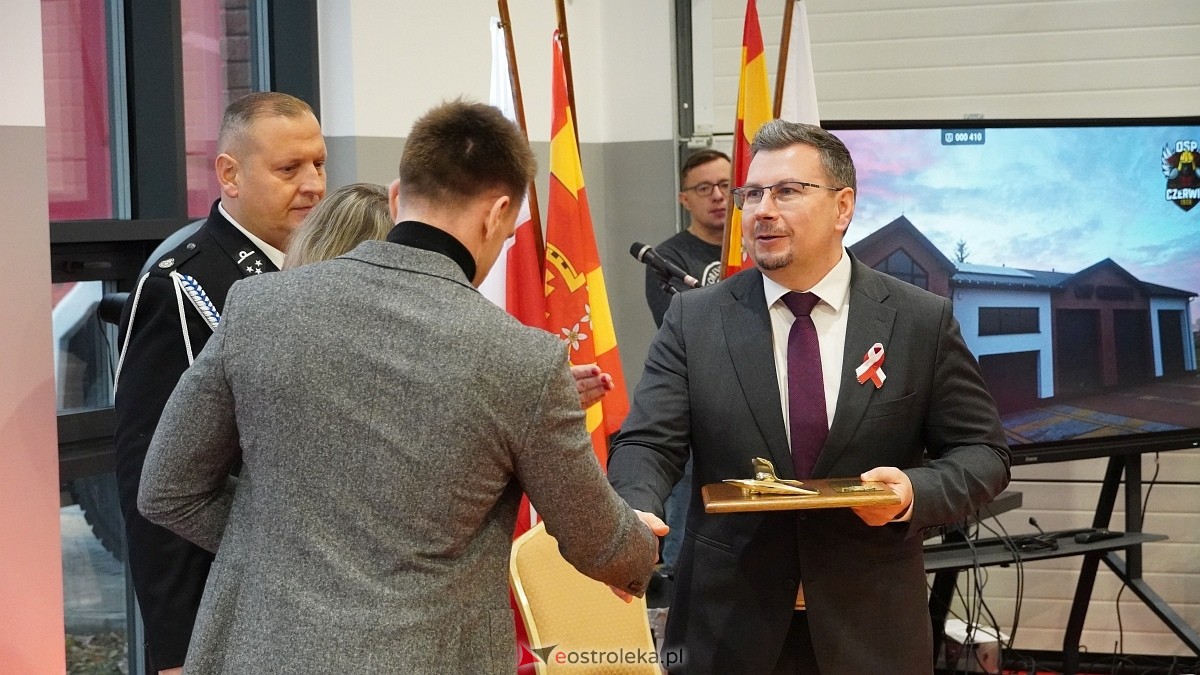 Otwarcie nowej strażnicy OSP Czerwin [11.11.2025] - zdjęcie #13 - eOstroleka.pl