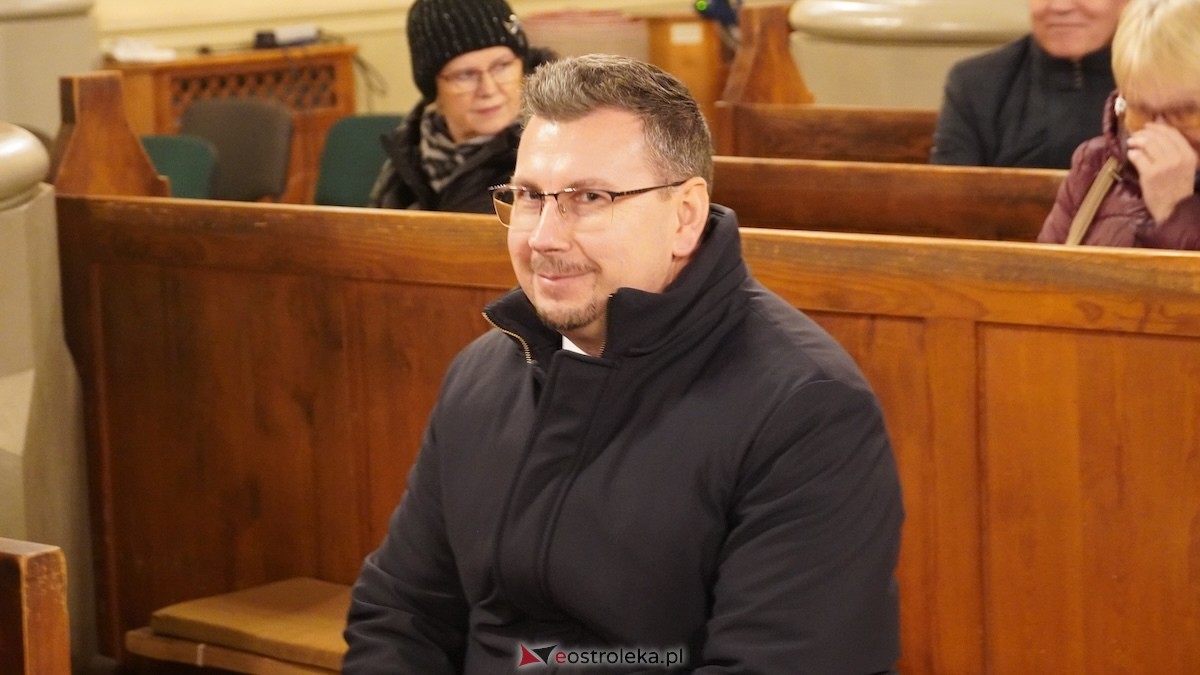 Koncert patriotyczny w Rzekuniu [11.11.2025] - zdjęcie #28 - eOstroleka.pl