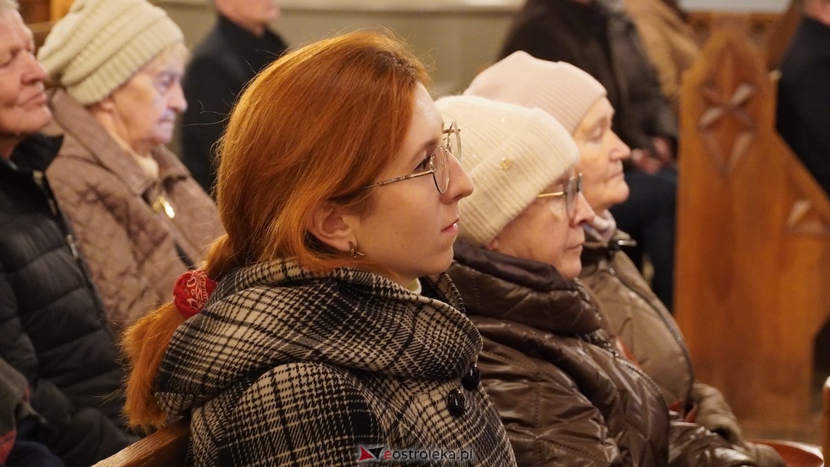 Koncert patriotyczny w Rzekuniu [11.11.2025] - zdjęcie #11 - eOstroleka.pl