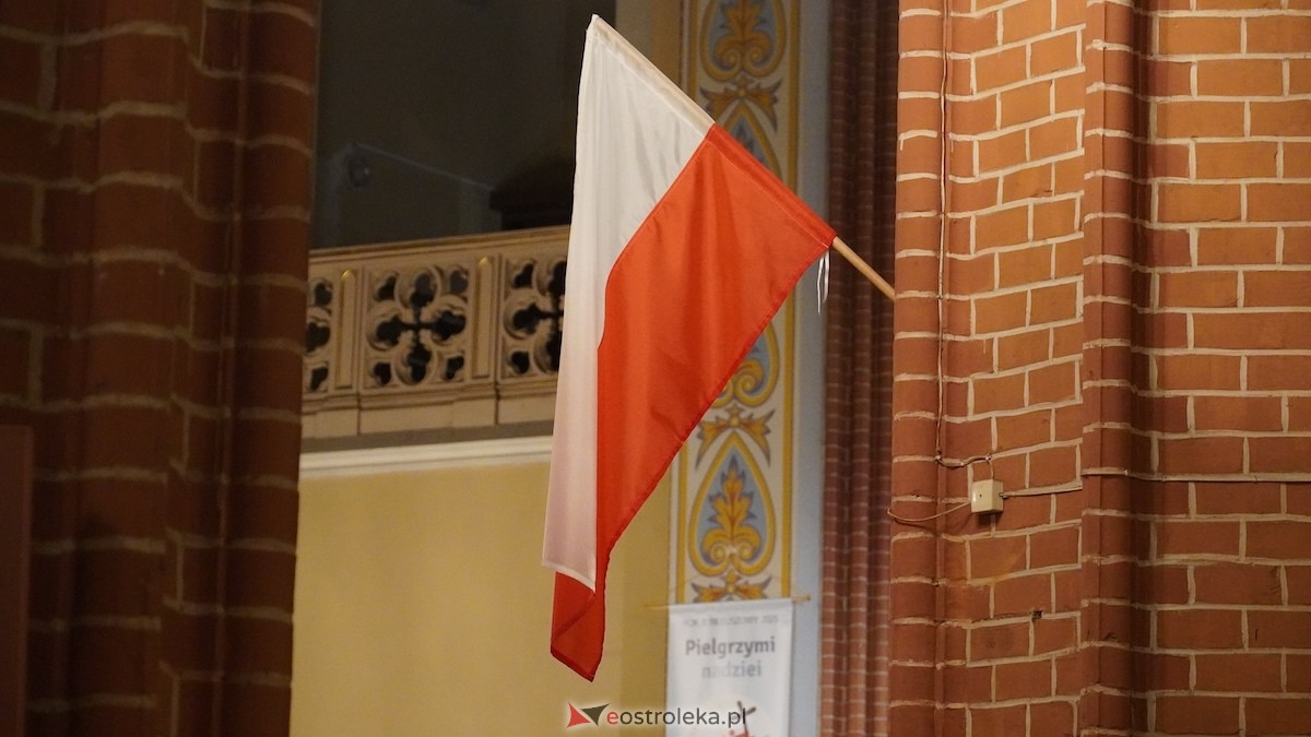 Koncert patriotyczny w Rzekuniu [11.11.2025] - zdjęcie #10 - eOstroleka.pl