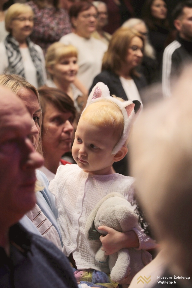 Koncert  „I przyszła wolność” w Muzeum Żołnierzy Wyklętych [11.11.2025] - zdjęcie #19 - eOstroleka.pl