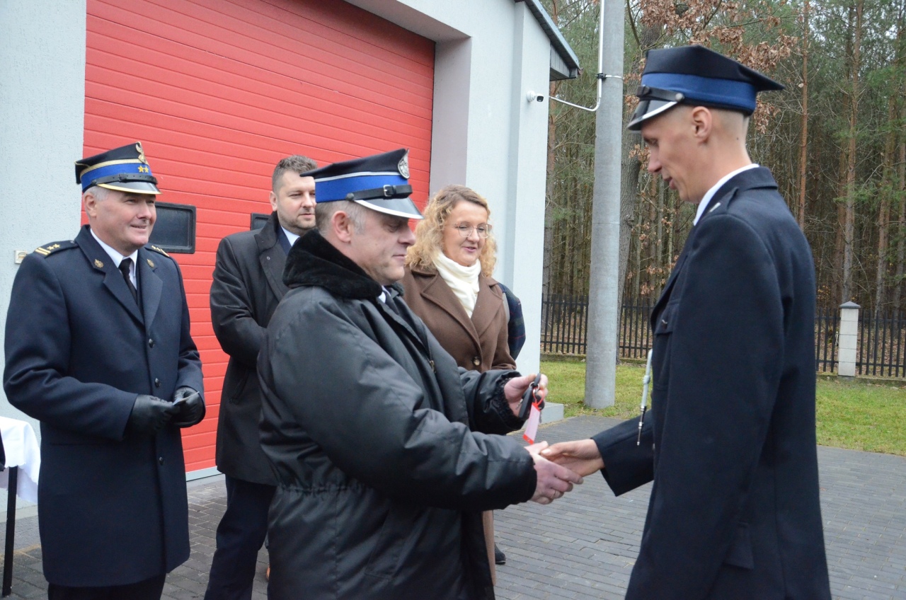 Nowy wóz OSP Wach, fot. gmina Kadzidło [14.11.2025] - zdjęcie #10 - eOstroleka.pl