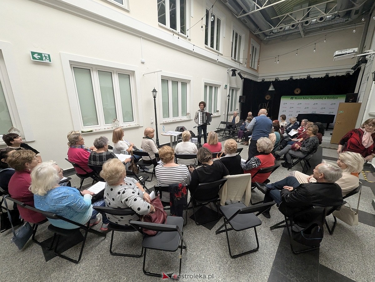 Otwarta próba Chóru O? La La [16.11.2025] - zdjęcie #24 - eOstroleka.pl