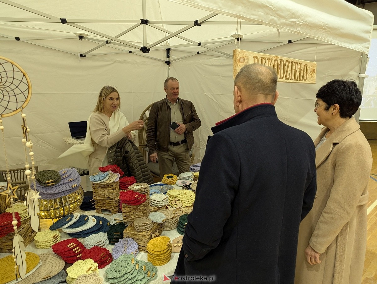 Piknik Patriotyczny w Olszewie-Borkach [16.11.2025] - zdjęcie #60 - eOstroleka.pl