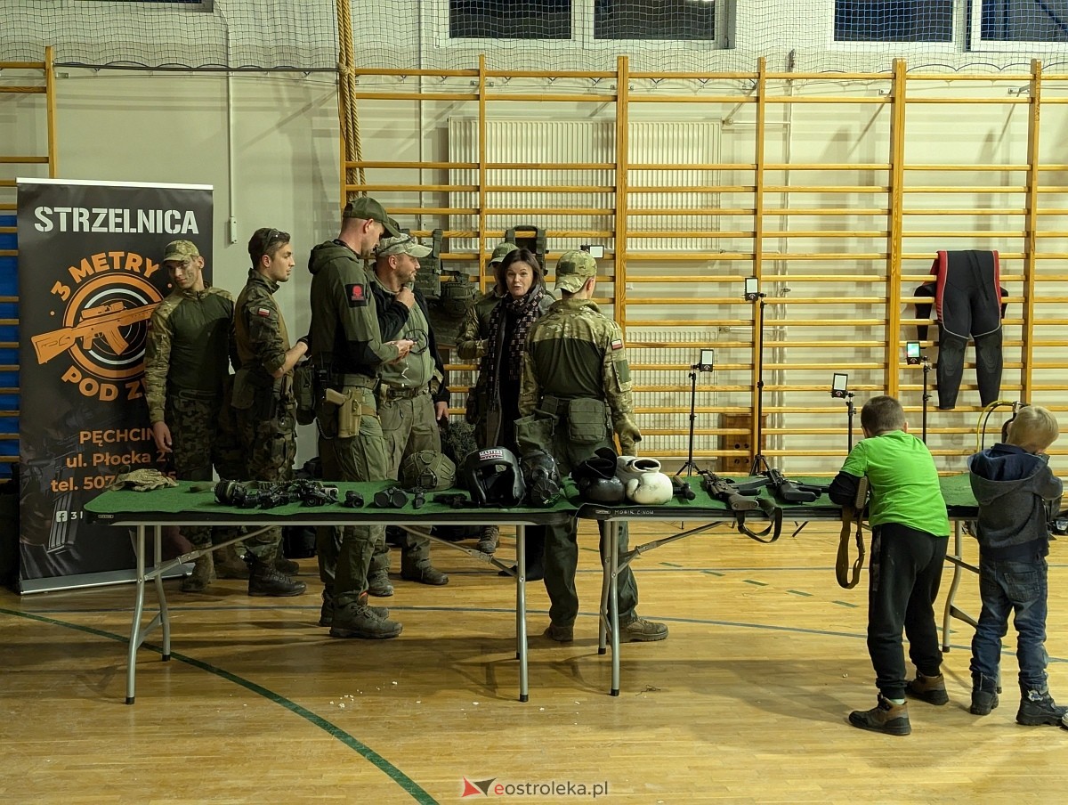 Piknik Patriotyczny w Olszewie-Borkach [16.11.2025] - zdjęcie #52 - eOstroleka.pl