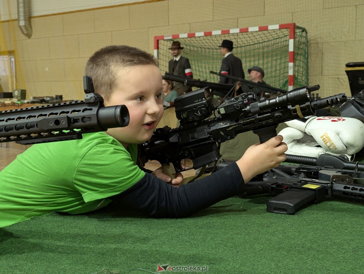 Piknik Patriotyczny w Olszewie-Borkach [16.11.2025] - zdjęcie #47 - eOstroleka.pl