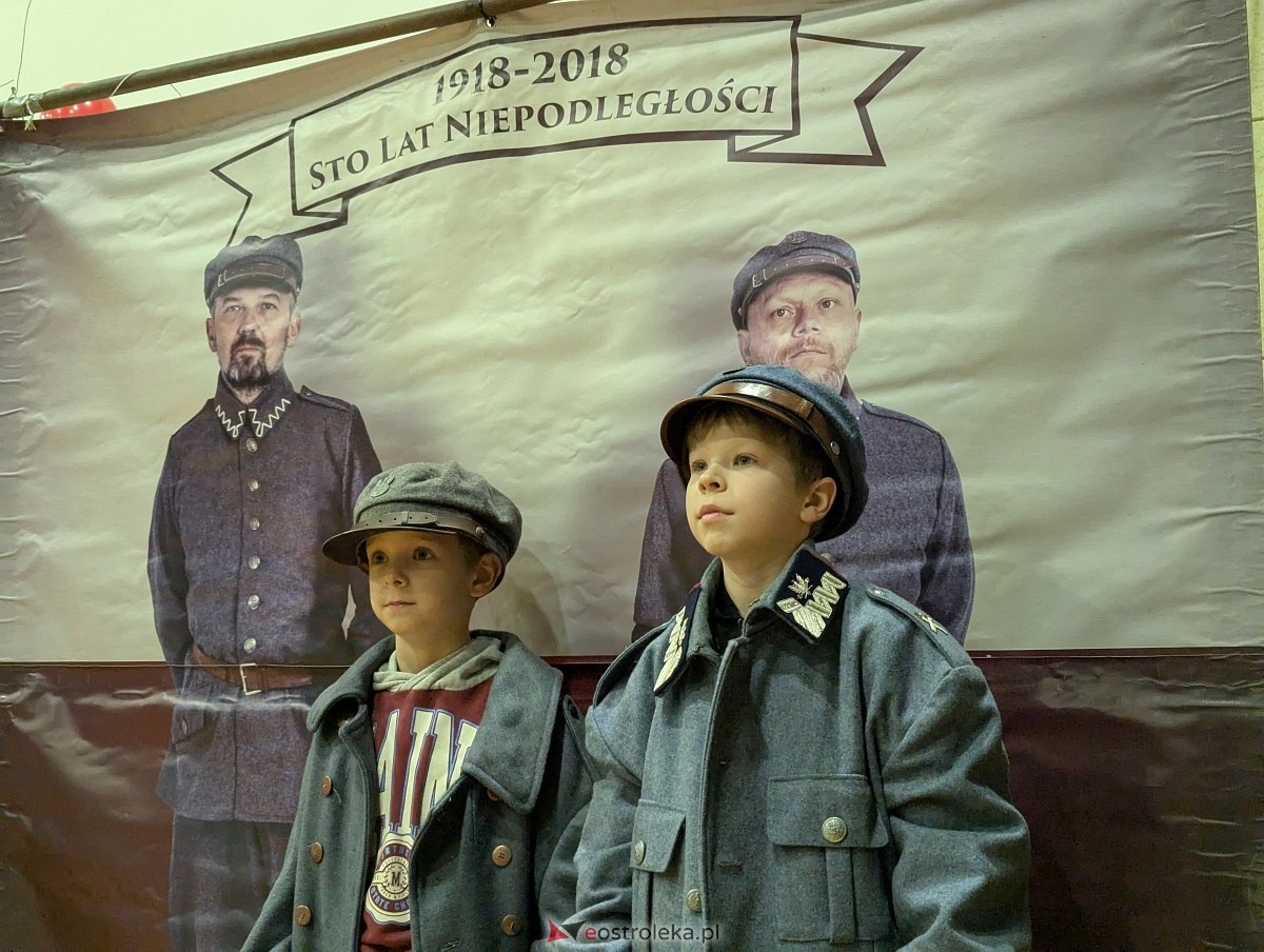 Piknik Patriotyczny w Olszewie-Borkach [16.11.2025] - zdjęcie #34 - eOstroleka.pl