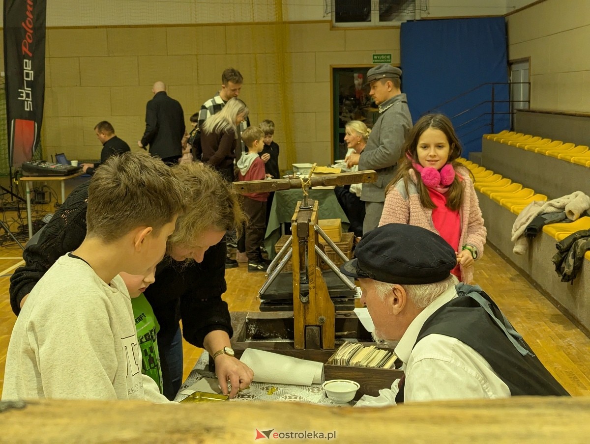 Piknik Patriotyczny w Olszewie-Borkach [16.11.2025] - zdjęcie #29 - eOstroleka.pl