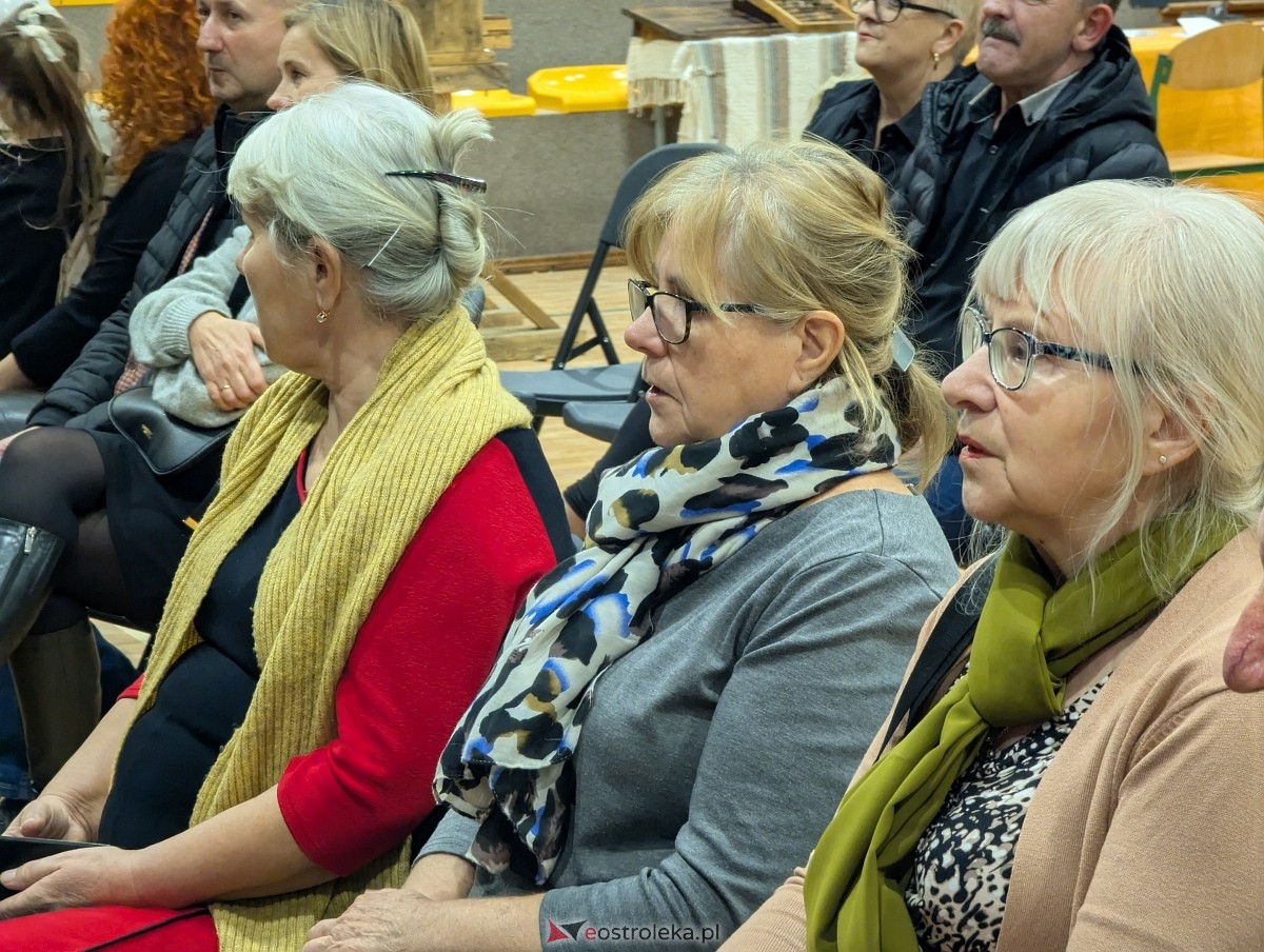 Piknik Patriotyczny w Olszewie-Borkach [16.11.2025] - zdjęcie #14 - eOstroleka.pl