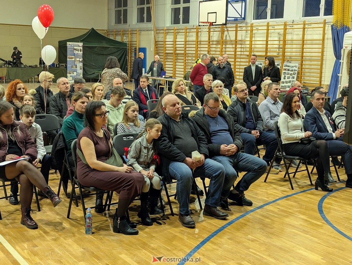Piknik Patriotyczny w Olszewie-Borkach [16.11.2025] - zdjęcie #9 - eOstroleka.pl