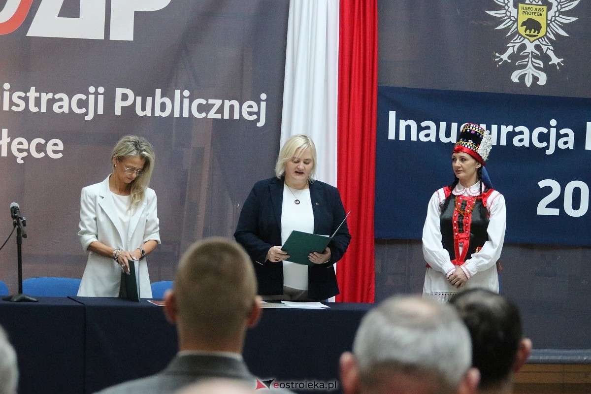 Wręczenie promes dla jednostek OSP [17.11.2025] - zdjęcie #108 - eOstroleka.pl