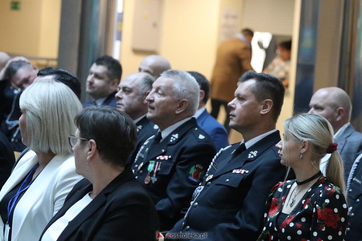 Wręczenie promes dla jednostek OSP [17.11.2025] - zdjęcie #100 - eOstroleka.pl