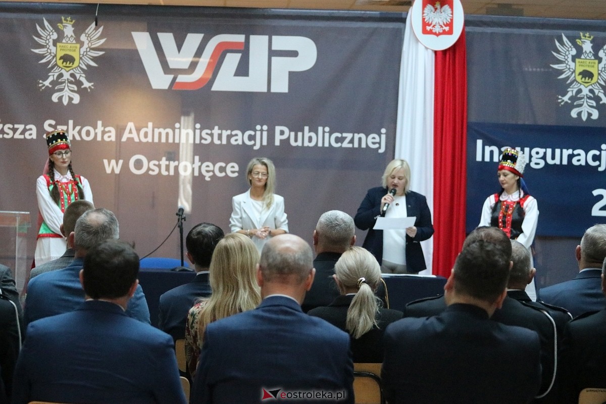 Wręczenie promes dla jednostek OSP [17.11.2025] - zdjęcie #88 - eOstroleka.pl